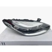 Far dreapta Renault Megane III (finitie neagra) 260100923R