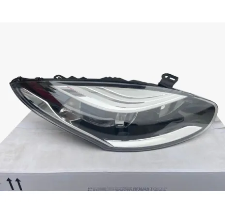 Far dreapta Renault Megane III (finitie neagra) 260100923R