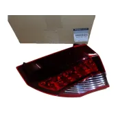 Lampa stop stanga pe aripa Renault Laguna III 265554712R