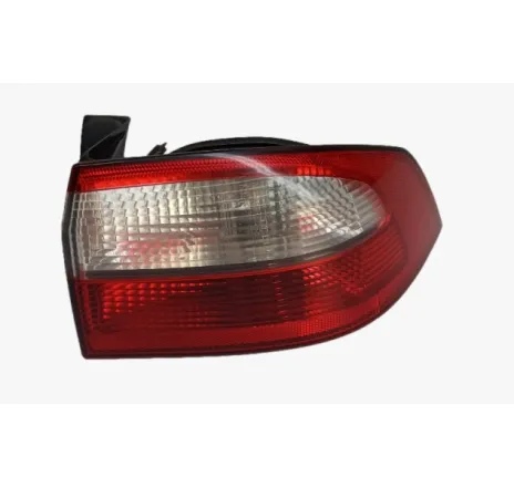 Stop dreapta pe aripa Renault Laguna II 8200002474